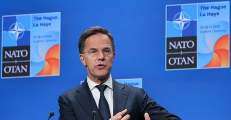 Szef NATO: Ukraina nie może obejść się bez dostaw amunicji