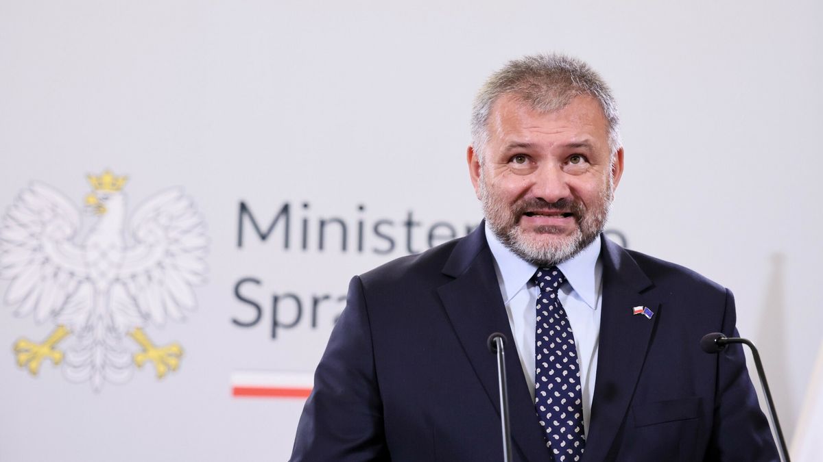 Konferencja prasowa Waldemara ?urka
Fot. Anita Walczewska/East News Warszawa, 31.07.2025. Konferencja prasowa ministra sprawiedliwosci Waldemara Zurka (n/z).
Anita Walczewska