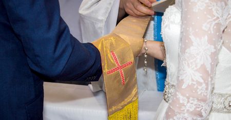 Jeździła z księdzem do jego mieszkania. Mąż wiedział, co tam robią