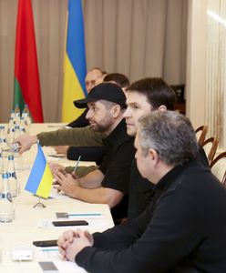 Wojna na Ukrainie. Zakończyła się pierwsza tura rozmów z Rosją. Pod Kijowem spadł pocisk balistyczny Iskander [RELACJA NA ŻYWO]