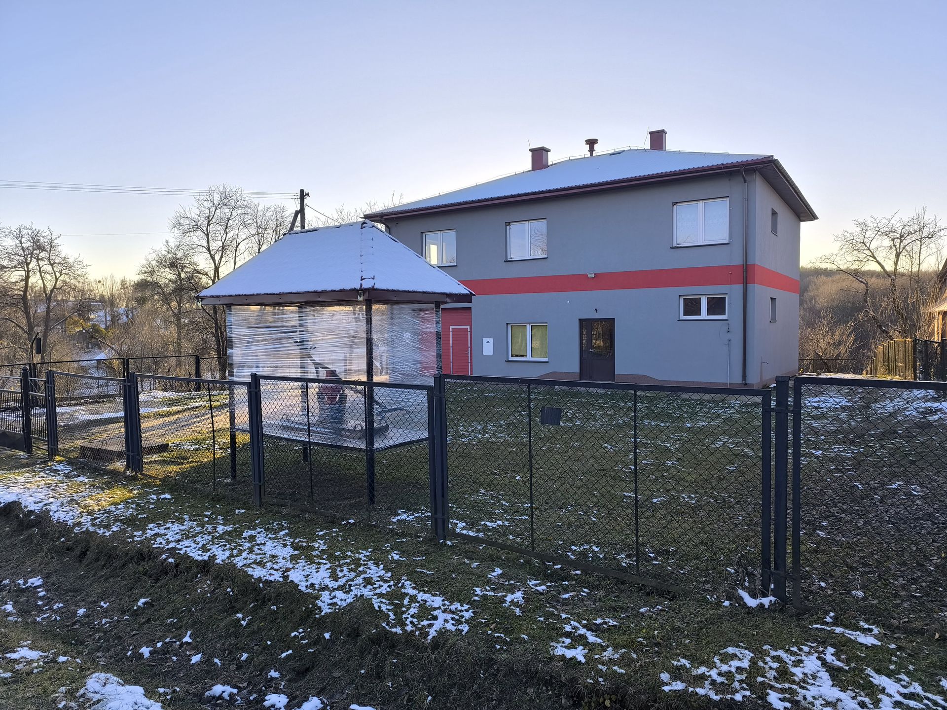 Gilów. Tutaj miał zamieszkiwać poszukiwany Marcin Romanowski