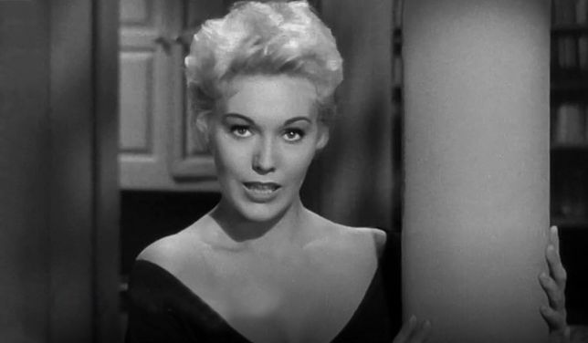 Kim Novak w filmie „Niefortunny rozwód” (1954)