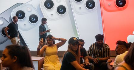 Apple wierzy, że iPhone 15 będzie hitem. Już szykuje się na tłumy klientów