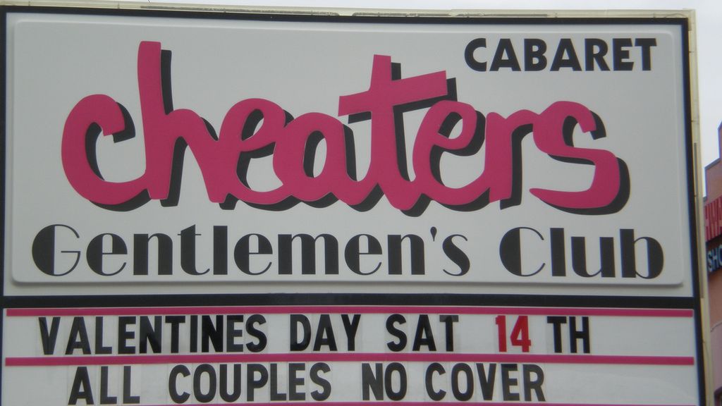 Crytek pracuje nad błędami w Crysis 2. Będą kary dla cheaterów 1