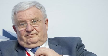 Współpracownik Kaczyńskiego po aferze wraca do polityki. Trafi do resortu Sasina