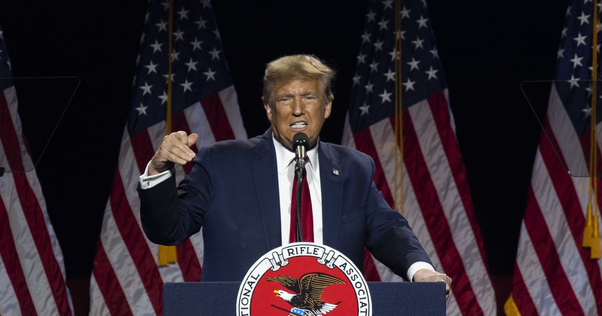 Wypowiedź Trumpa szokuje. "Zachęcałbym Rosję"