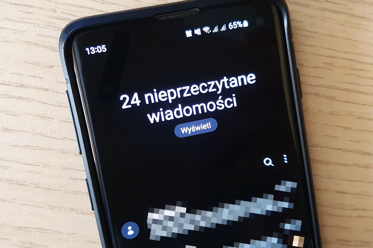 SMS po północy. Można dostać nawet kilka z rzędu