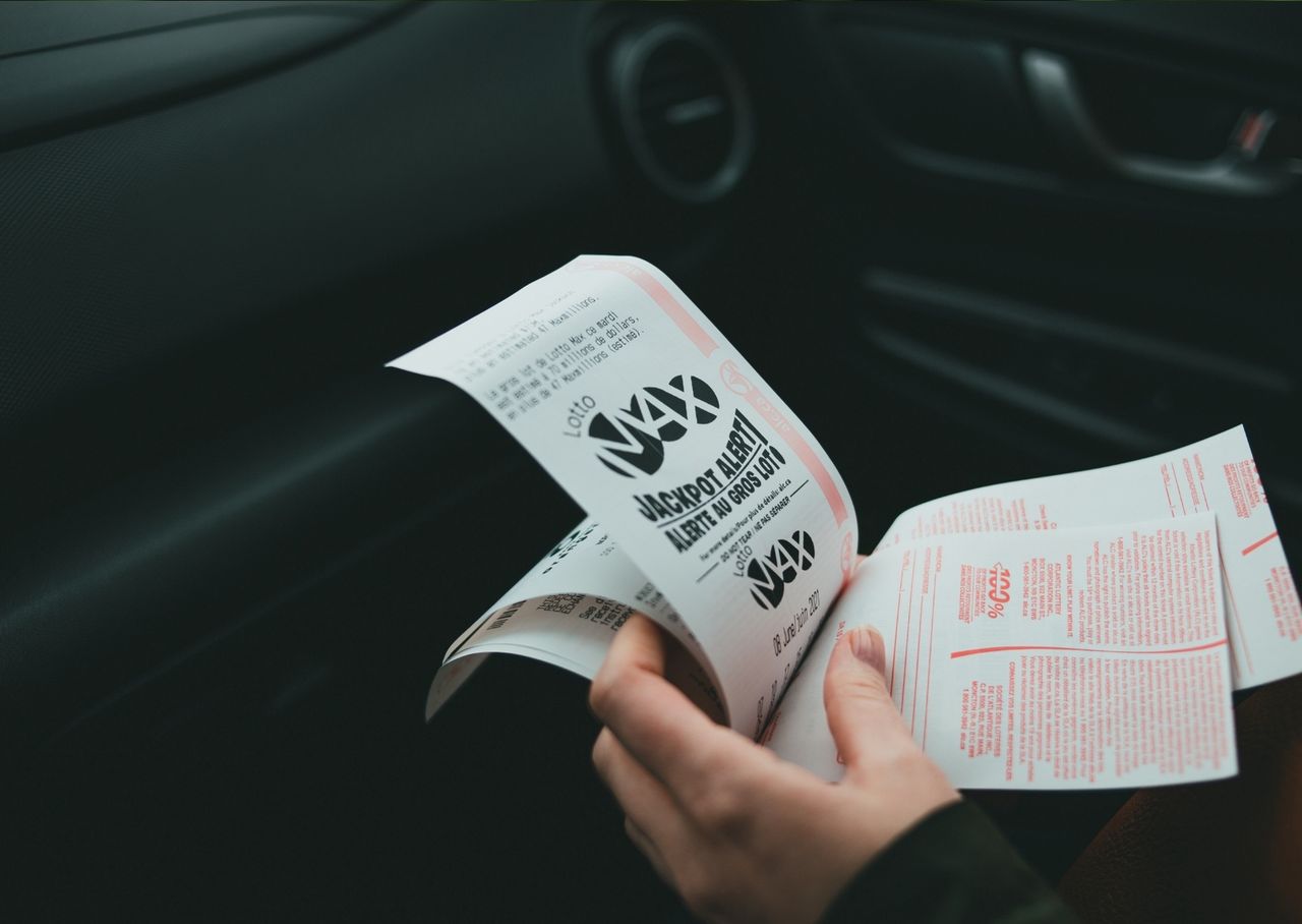 Wielka kumulacja w Lotto rośnie. Sto osób było o krok od wygranej