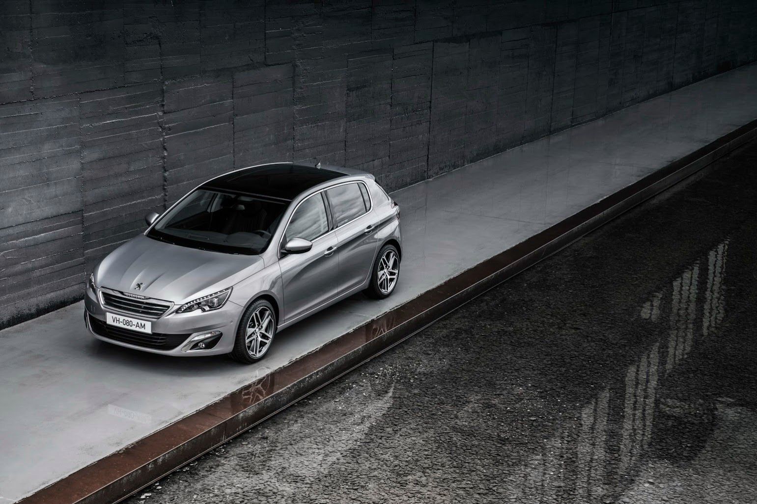 Nowy Peugeot 308 w obszernej galerii zdjęć 72