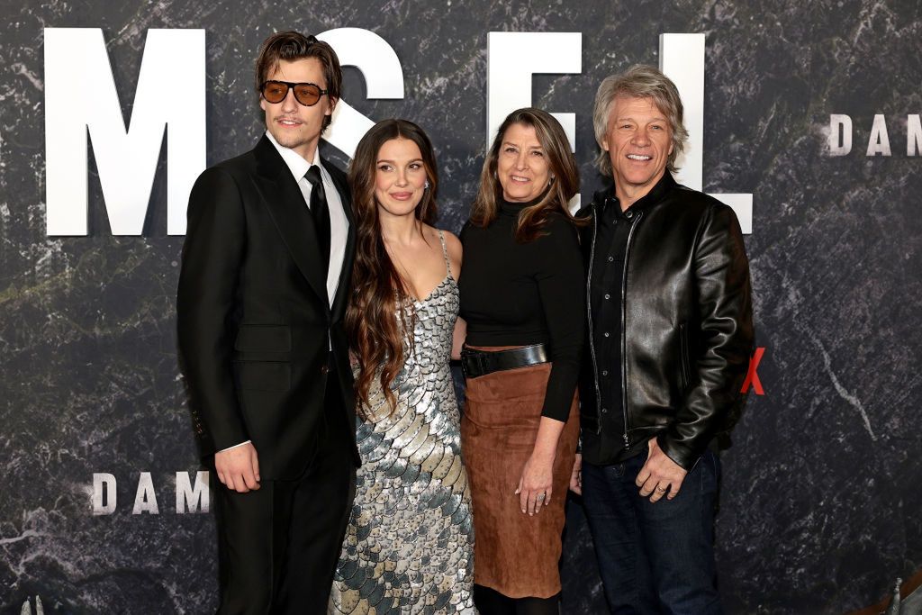 Jon Bon Jovi z Dorotheą, synem Jacobem i jego zoną Millie