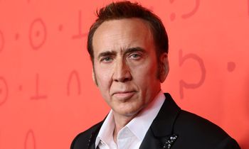 Nicolas Cage traci dom. Ziemia pochłania miliony dolarów