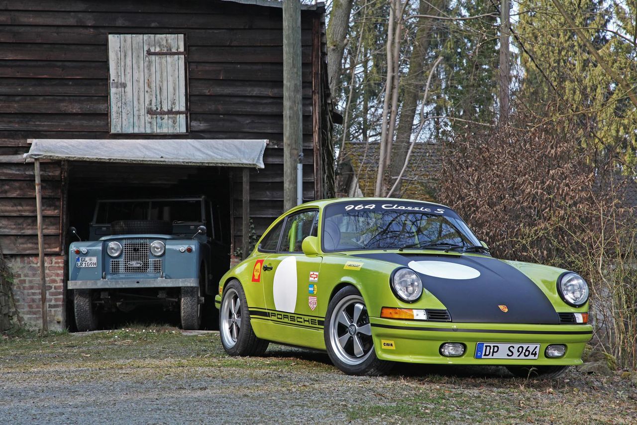 DP Motorsport Porsche 911 (964)