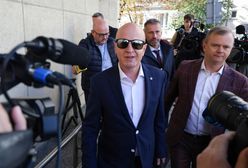 Sprawa granatnika. Były komendant policji stawił się w prokuraturze