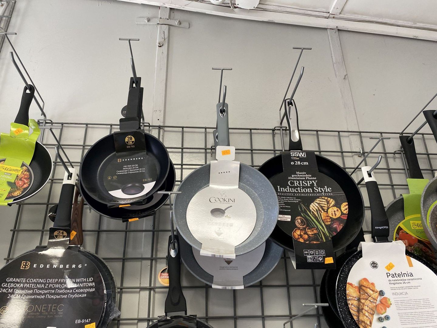 Kuchenne akcesoria na kieleckich bazarach