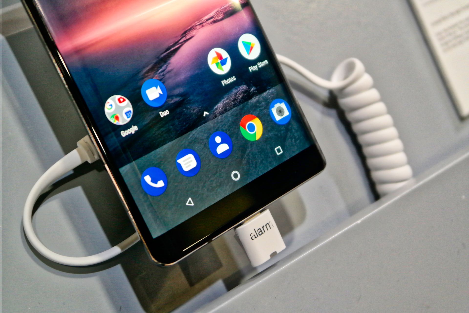 Nokia 8 Sirocco - piękność, której prawdopodobnie nie będziesz chciał kupić [pierwsze wrażenia] 4