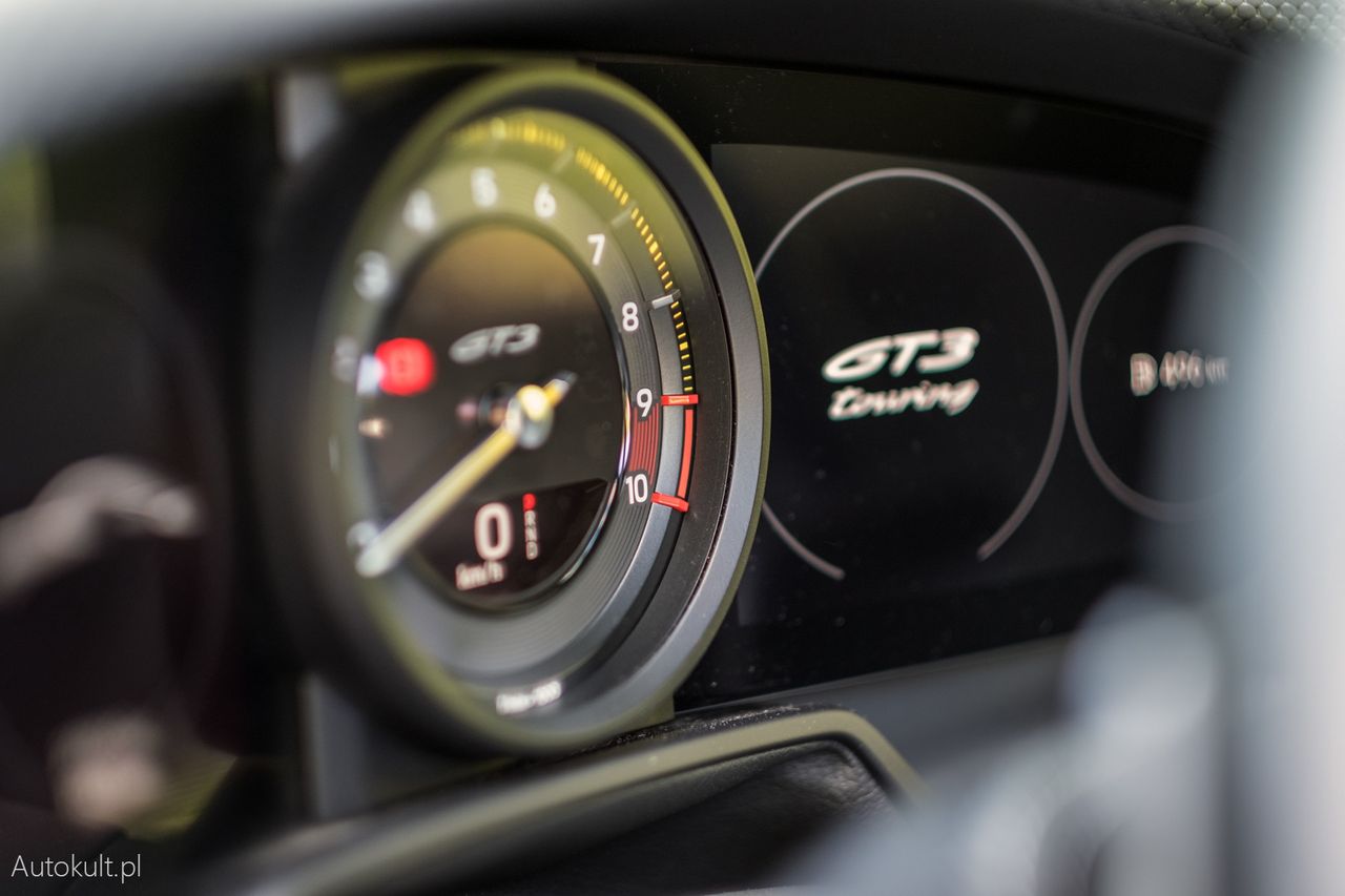 Porsche 911 GT3 z Pakietem Touring (2023)