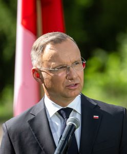 Żołnierze zakuci w kajdanki na granicy. Andrzej Duda reaguje