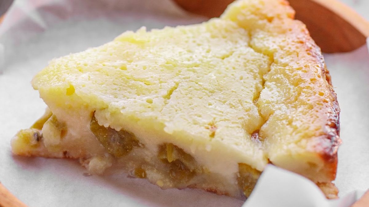 Tarta z agrestem i budyniem to elegancki minimalizm