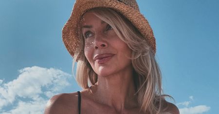 Agnieszka Woźniak-Starak w bikini zachwyciła fanów zdjęciami z Mazur. "PETARDA"