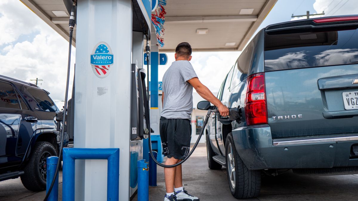 AUSTIN, TEXAS - JUNE 30: A person pumps gas at a Valero gas station on June 30, 2025 in Austin, Texas. Analysts are expecting gas prices to plummet going into the summer with prices reaching its cheapest lows since 2021. (Photo by Brandon Bell/Getty Images)