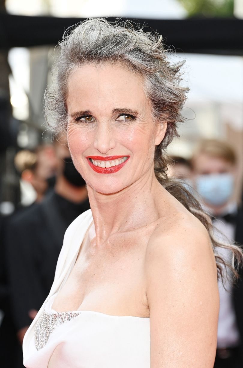 Cannes 2021. Gwiazdy na premierze "Tout s'est bien passe" - Andie MacDowell