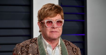 Elton John pozwany przez byłą żonę. Kobieta chciała popełnić samobójstwo podczas ich miesiąca miodowego