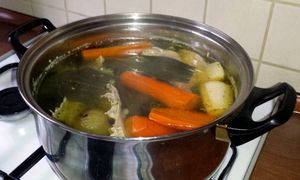 Nigdy nie dodawaj do rosołu. Wyjdzie mętny