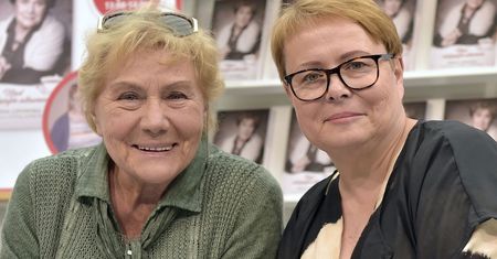 Coraz mniej jej w serialu TVP. Łepkowska pomaga Lipowskiej dorobić do emerytury