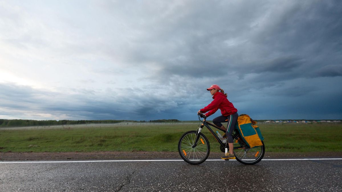 123rf Burze mogą powodować dolegliwości psychiczne i fizyczne
