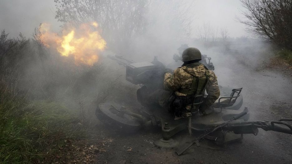 Ukraina - arch
Ukrainian National guard soldiers fire at Russian positions from an anti-aircraft gun in Kharkiv region, Ukraine, Friday, Nov. 11, 2022. Russia relinquished its final foothold in a major city in southern Ukraine on Friday, allowing Ukrainian forces to move cautiously toward reclaiming the country's only Russian-occupied provincial capital in what would be a major morale-boosting victory. (AP Photo/Andrii Marienko)
Andrii Marienko