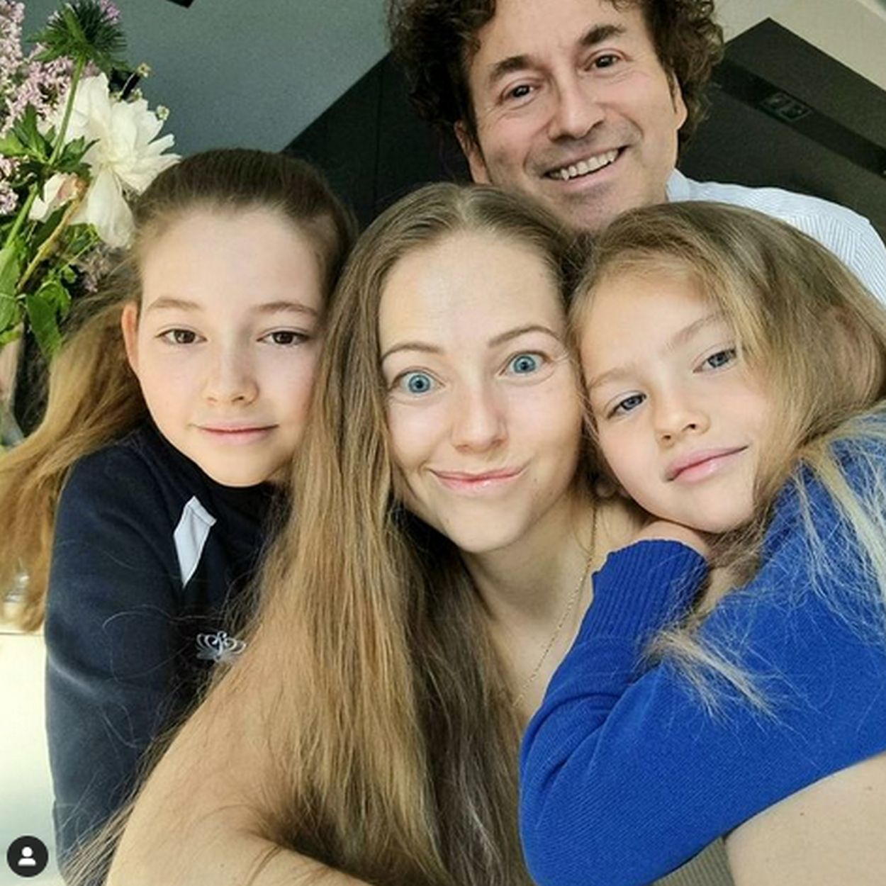 Agata i Piotr Rubikowie z córkami