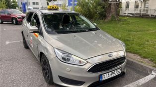 Warszawa: Taksówkarz z Forda poluje. Tym razem padł ofiarą własnej przebiegłości. Policjanci nie mieli wątpliwości