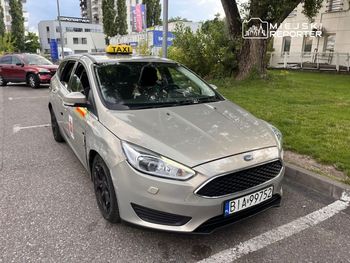 Warszawa: Taksówkarz z Forda poluje. Tym razem padł ofiarą własnej przebiegłości. Policjanci nie mieli wątpliwości
