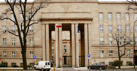 Ministerstwo Edukacji i Nauki. Pod jakim adresem znajduje się resort?