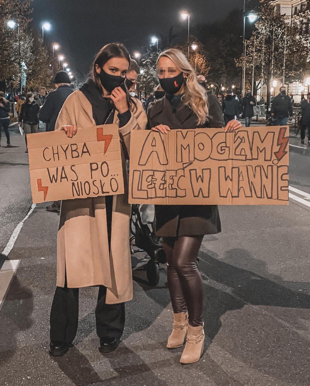Anna Wendzikowska na warszawskim proteście