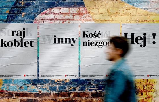 „Wczytaj się. Nie daj sobą manipulować” - „Gazeta Wyborcza” reklamuje subskrypcje