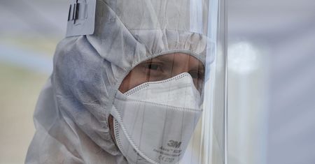 Koronawirus w Polsce i na świecie. Już ponad 3 mln zakażonych