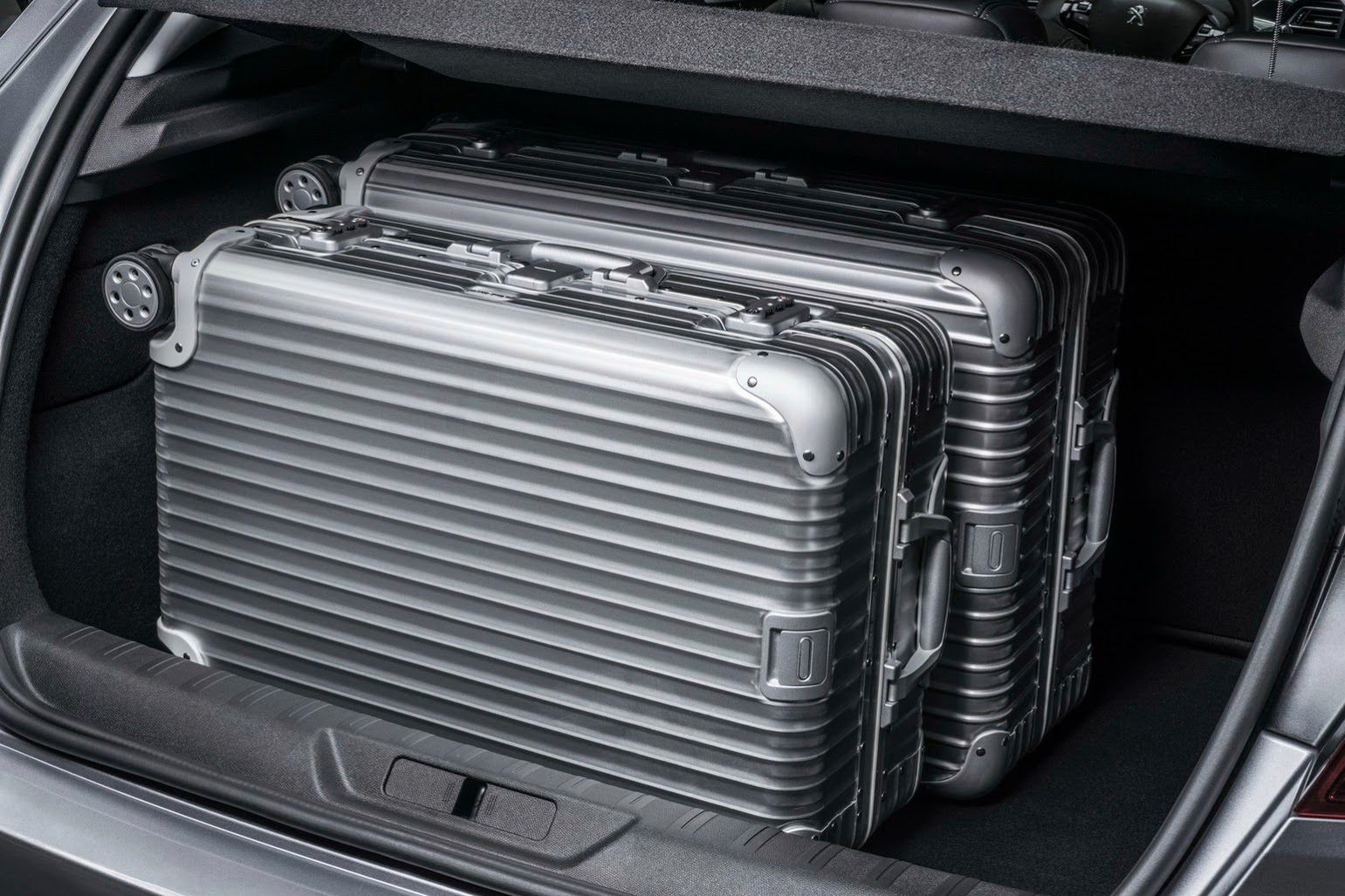 Nowy Peugeot 308 w obszernej galerii zdjęć 128