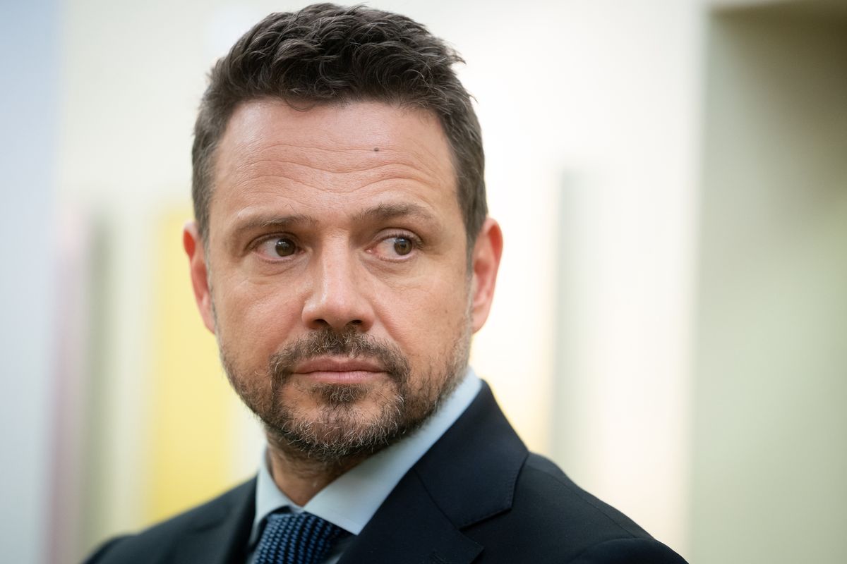 Mayor of Warsaw Rafal Trzaskowski during a press conference at the Youth Palace, where Warsaw has launched a remote learning facility for young people from Ukraine, in Warsaw, Poland on April 13,  2022 (Photo by Mateusz Wlodarczyk/NurPhoto via Getty Images)