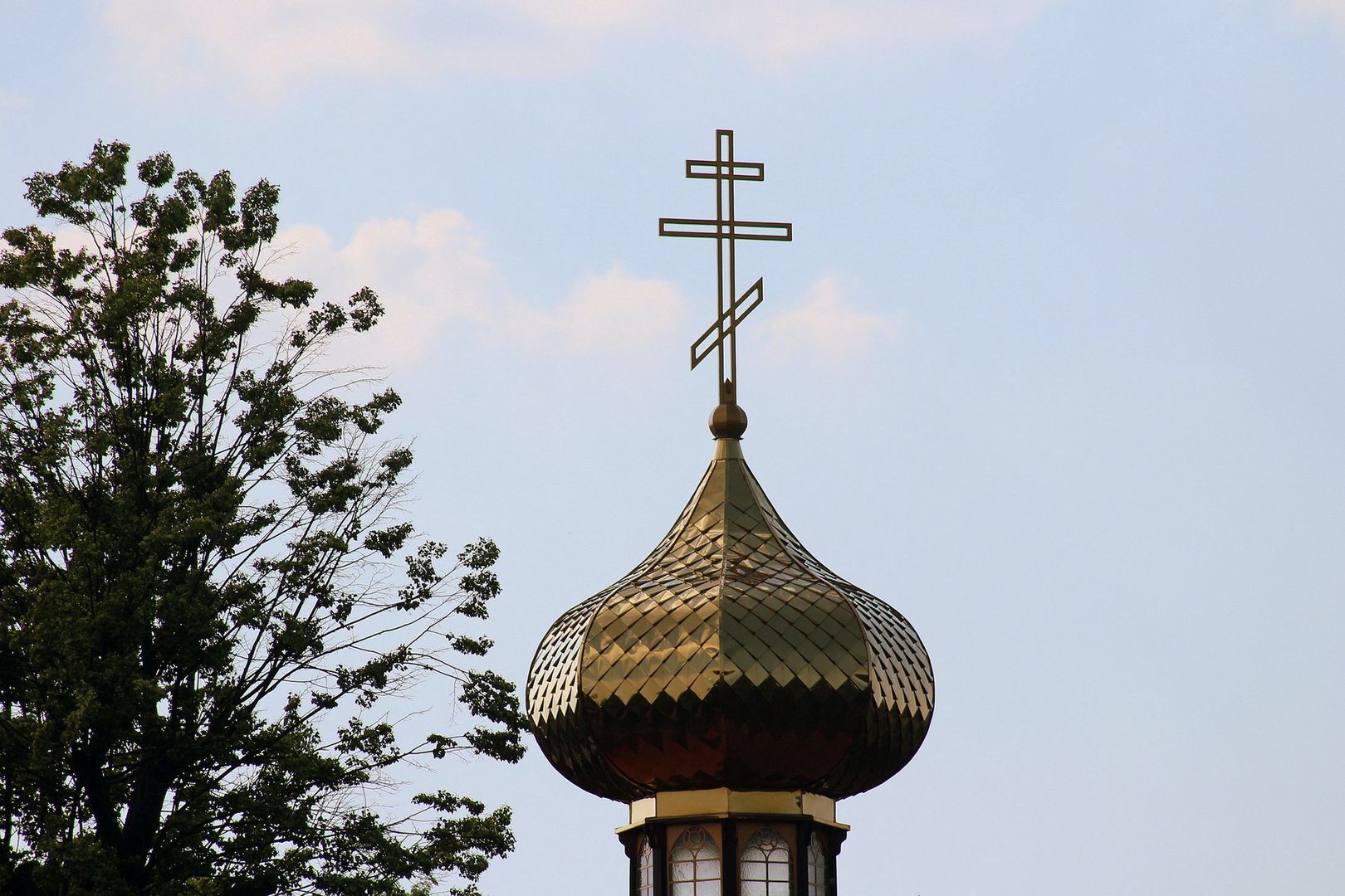 Zmniejszenie godzin religii w szkołach. Głos zabrała Polska Cerkiew