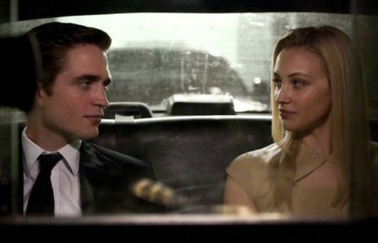 Robert Pattinson w filmie "Mapy gwiazd" (wideo)