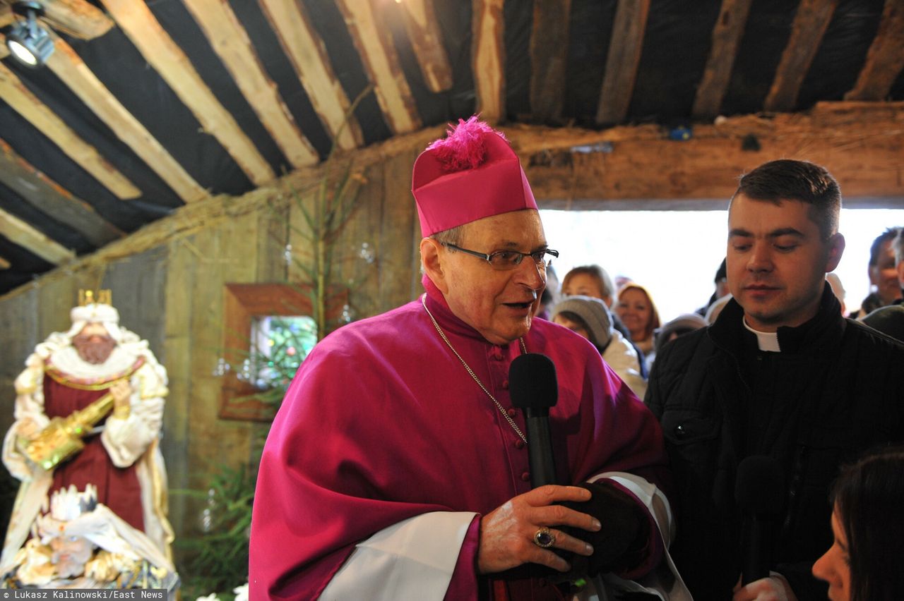 Burza po słowach bp. Długosza. Jest zapowiedź "stanowczej reakcji" 