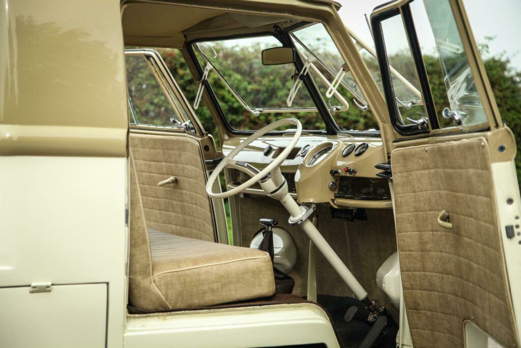 Volkswagen Type 2 "Splitscreen"