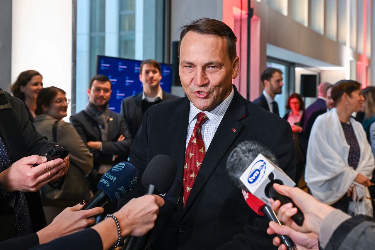 Ukraina bliżej UE? Sikorski w Davos o przyszłości integracji