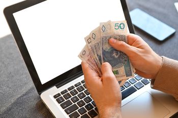 Nowy podstęp, by kraść pieniądze. Na celowniku klienci dużego banku