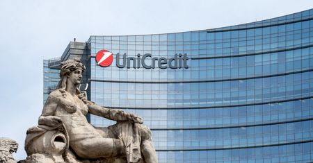 Rosjanie zajmują setki milionów euro Deutsche Banku i UniCredit. Jest decyzja sądu