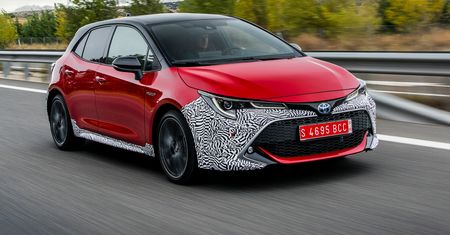 Toyota Corolla wróciła. Dwie hybrydy zamiast diesla