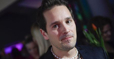 Krzysztof Zalewski: "Parę razy dostałem w ryj za to, że - cytuję - jestem pedałem"