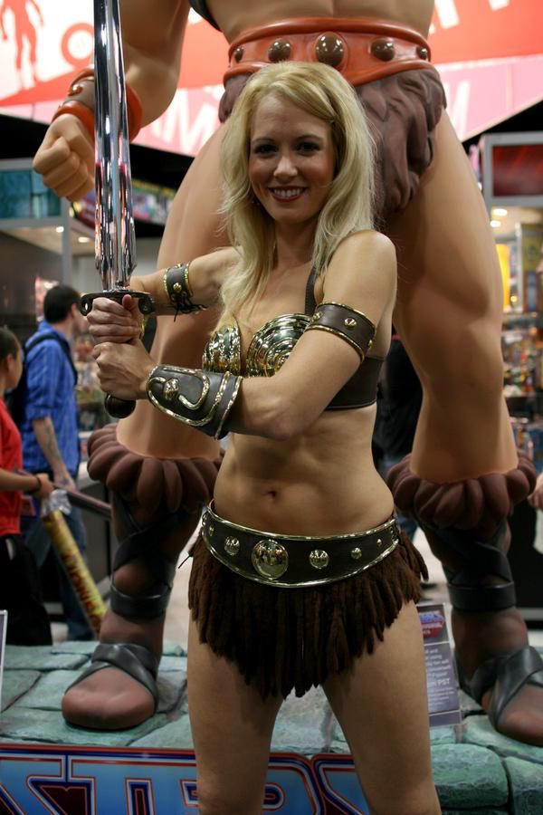 20 najfajniejszych dziewczyn z konwentu Comic-Con 2011 4