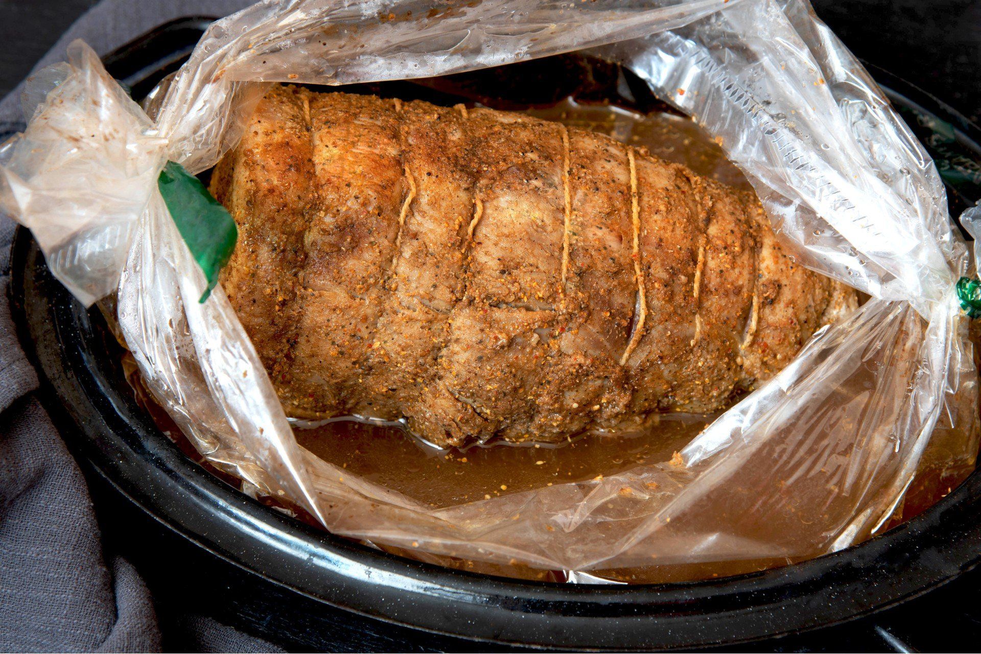 Soczysty schab pieczony w rękawie